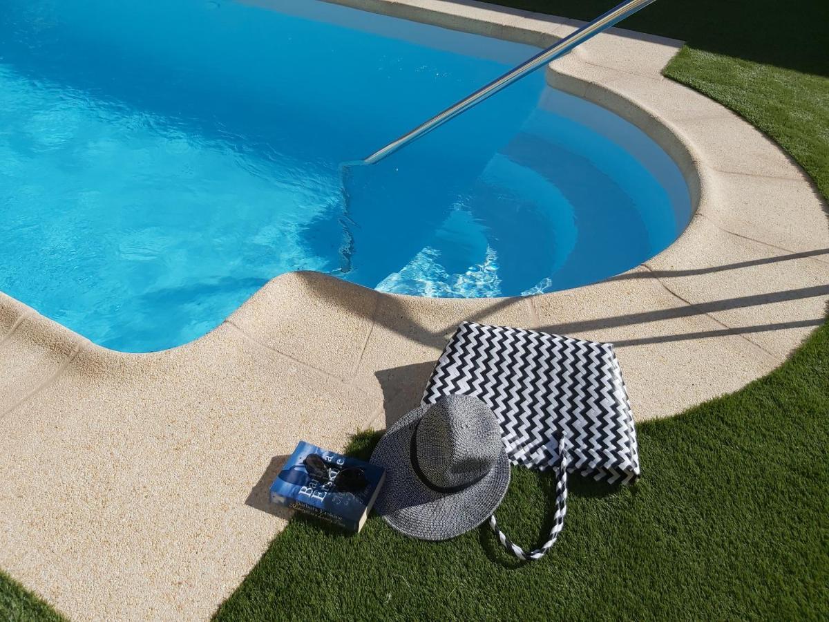Villa Thais, Private Heated Pool, Ideal For Your Holidays In 칼레타데푸스테 외부 사진