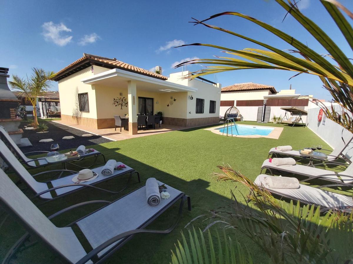 Villa Thais, Private Heated Pool, Ideal For Your Holidays In 칼레타데푸스테 외부 사진