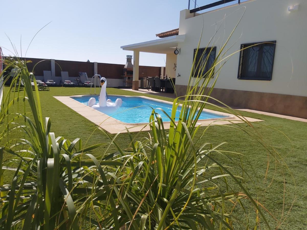 Villa Thais, Private Heated Pool, Ideal For Your Holidays In 칼레타데푸스테 외부 사진